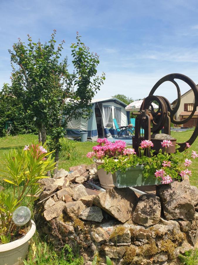 De Oude Pastorie Bed & Breakfast La Celle-En-Morvan Luaran gambar