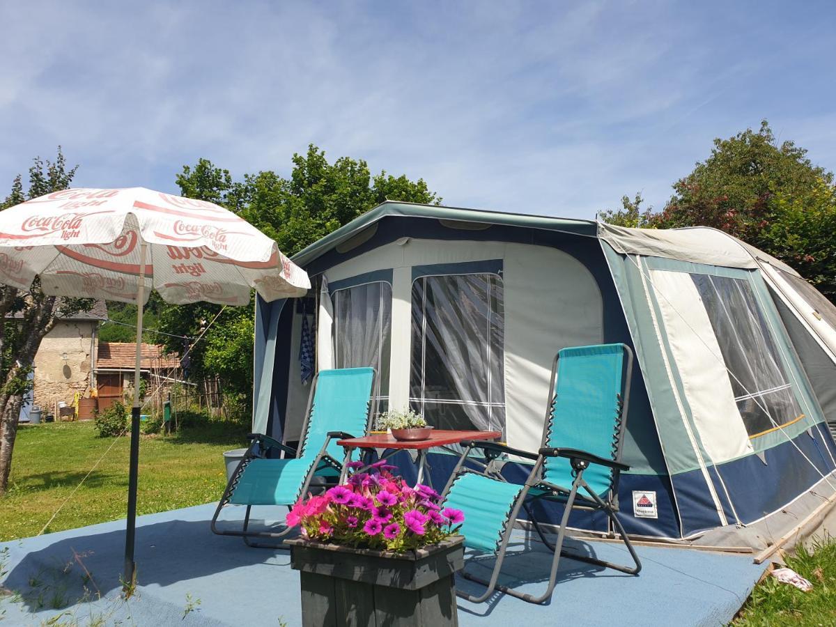De Oude Pastorie Bed & Breakfast La Celle-En-Morvan Luaran gambar