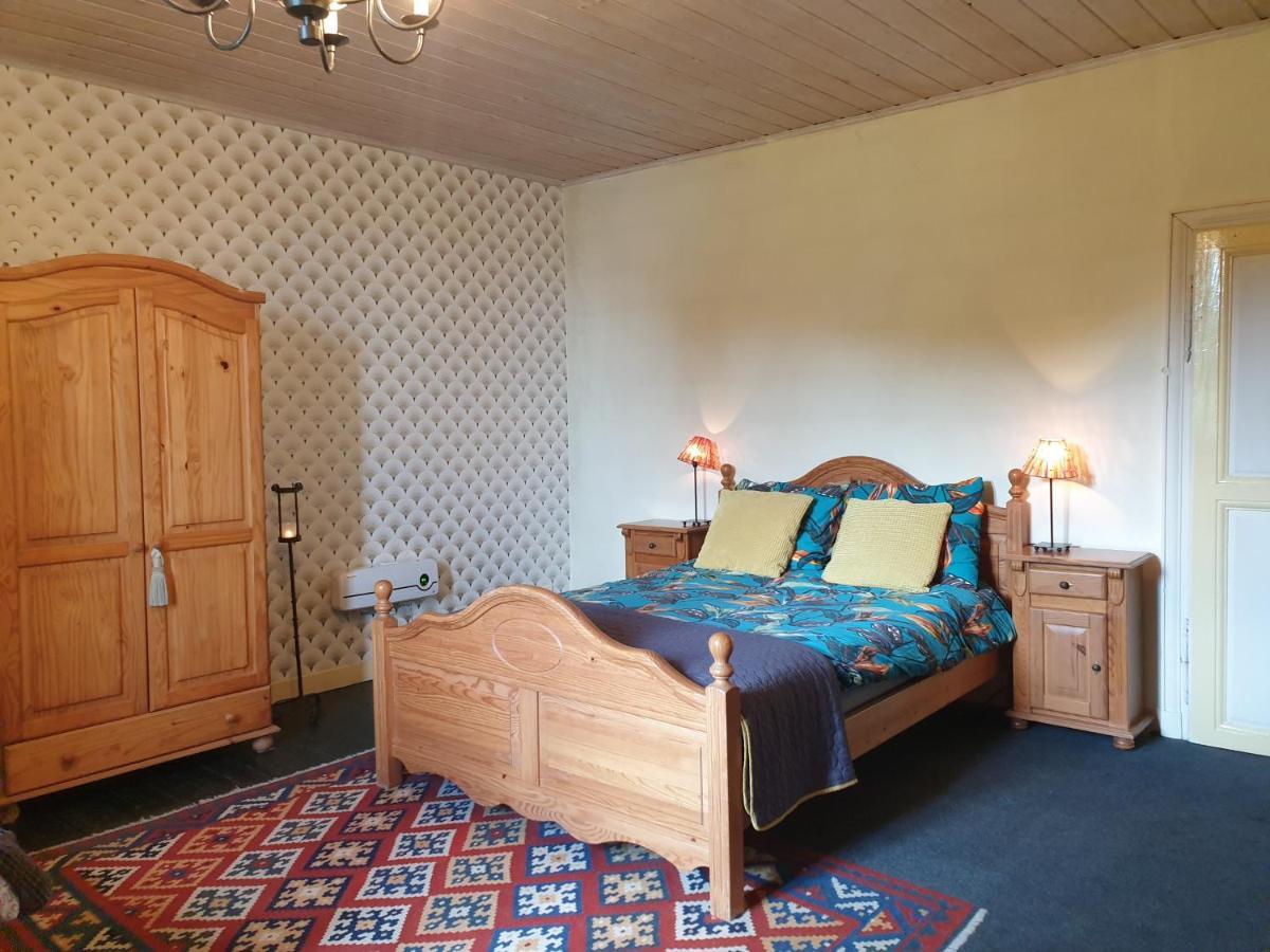 De Oude Pastorie Bed & Breakfast La Celle-En-Morvan Luaran gambar