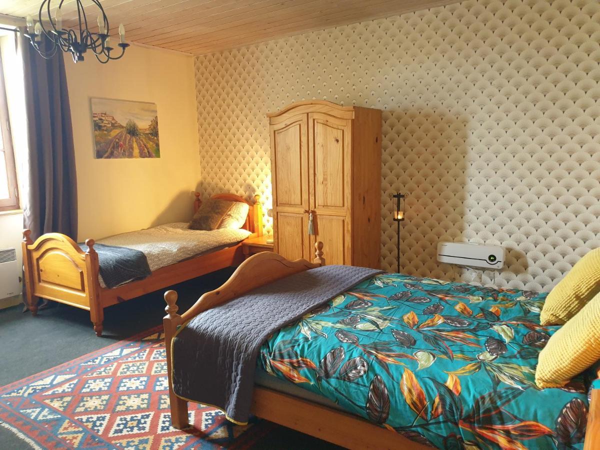 De Oude Pastorie Bed & Breakfast La Celle-En-Morvan Luaran gambar